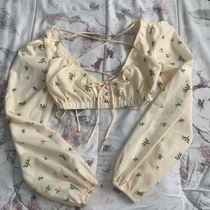 Princess Polly size: 2 US open back yellow crop top brand new haven’t worn.